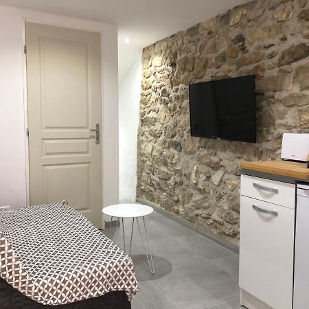 Les Olives Wifi Netflix Appart-Hotel-Provence La Fare-les-Oliviers ภายนอก รูปภาพ